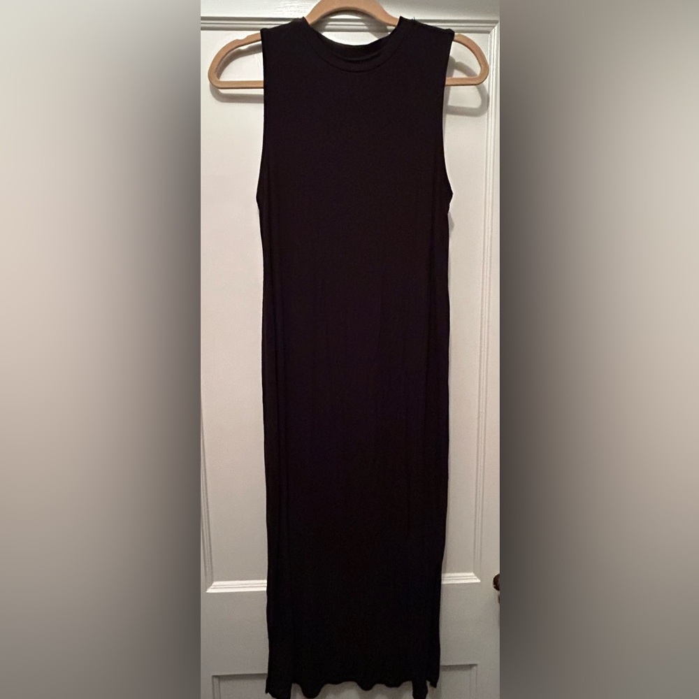 Motherhood Black Sleeveless Maternity Dress